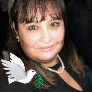 Meet your Posher, Adela